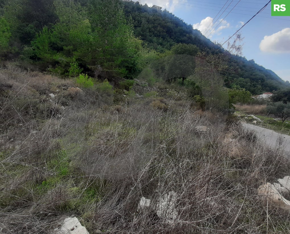 1030 sqm land is now for sale in Zebdine-Jbeil — الصورة 1