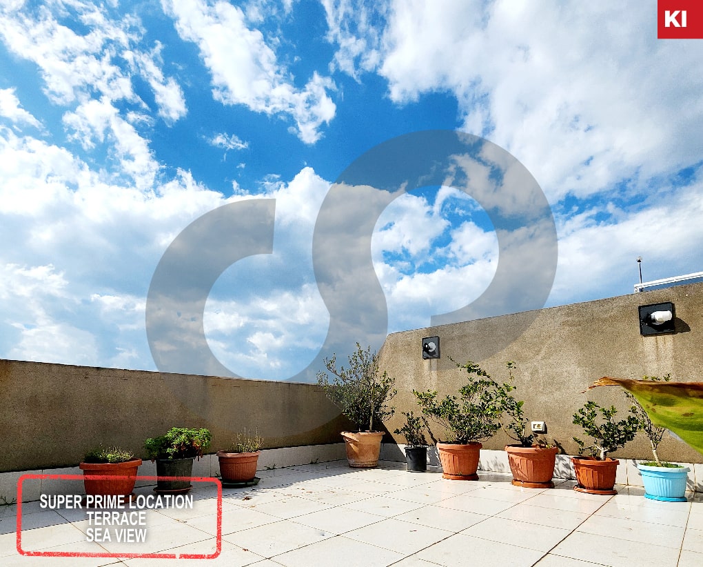 300 SQM APARTMENT for sale in Jounieh, Haret Sakher — الصورة 1