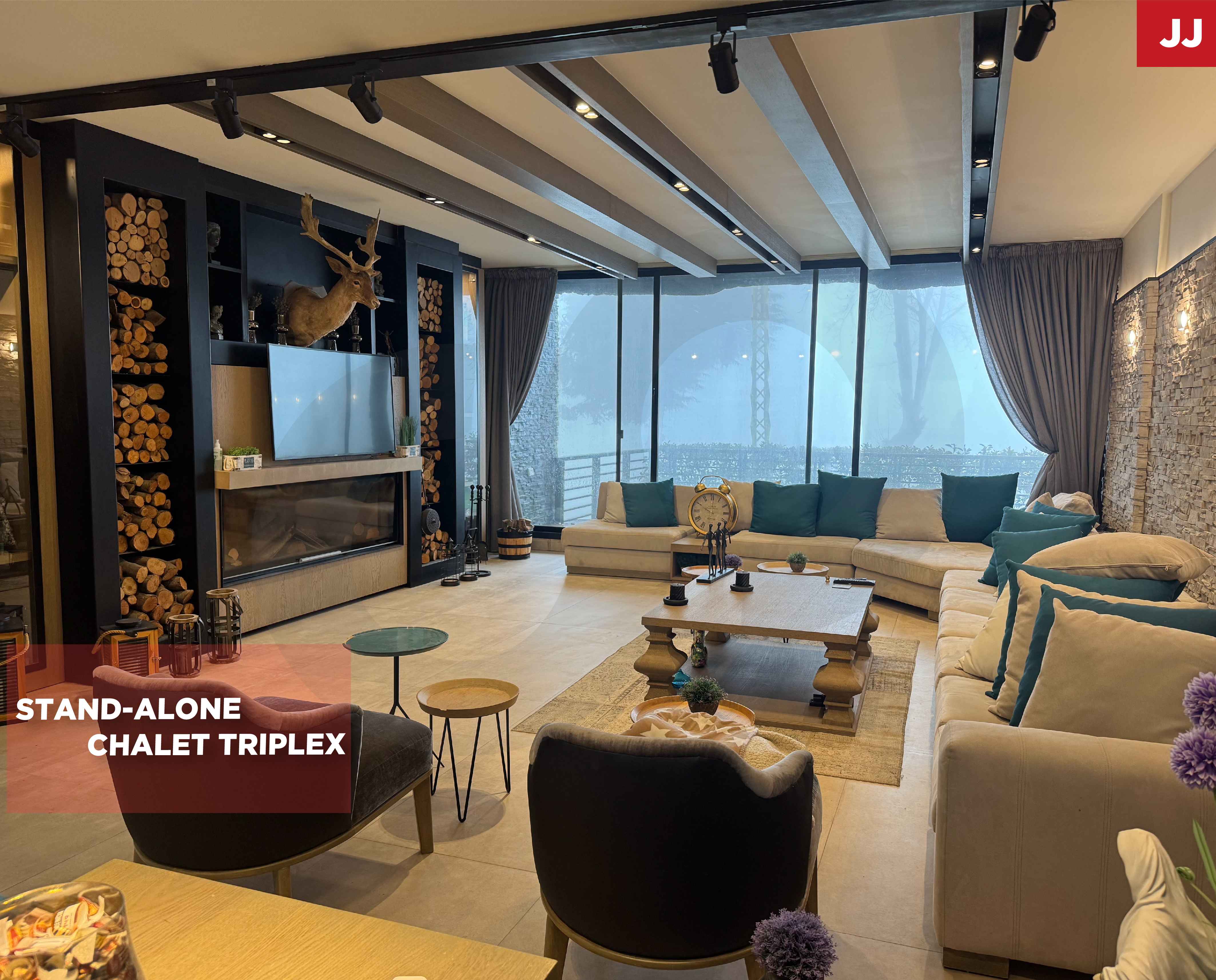 Electricity/Triplex chalet in Zaarour Club