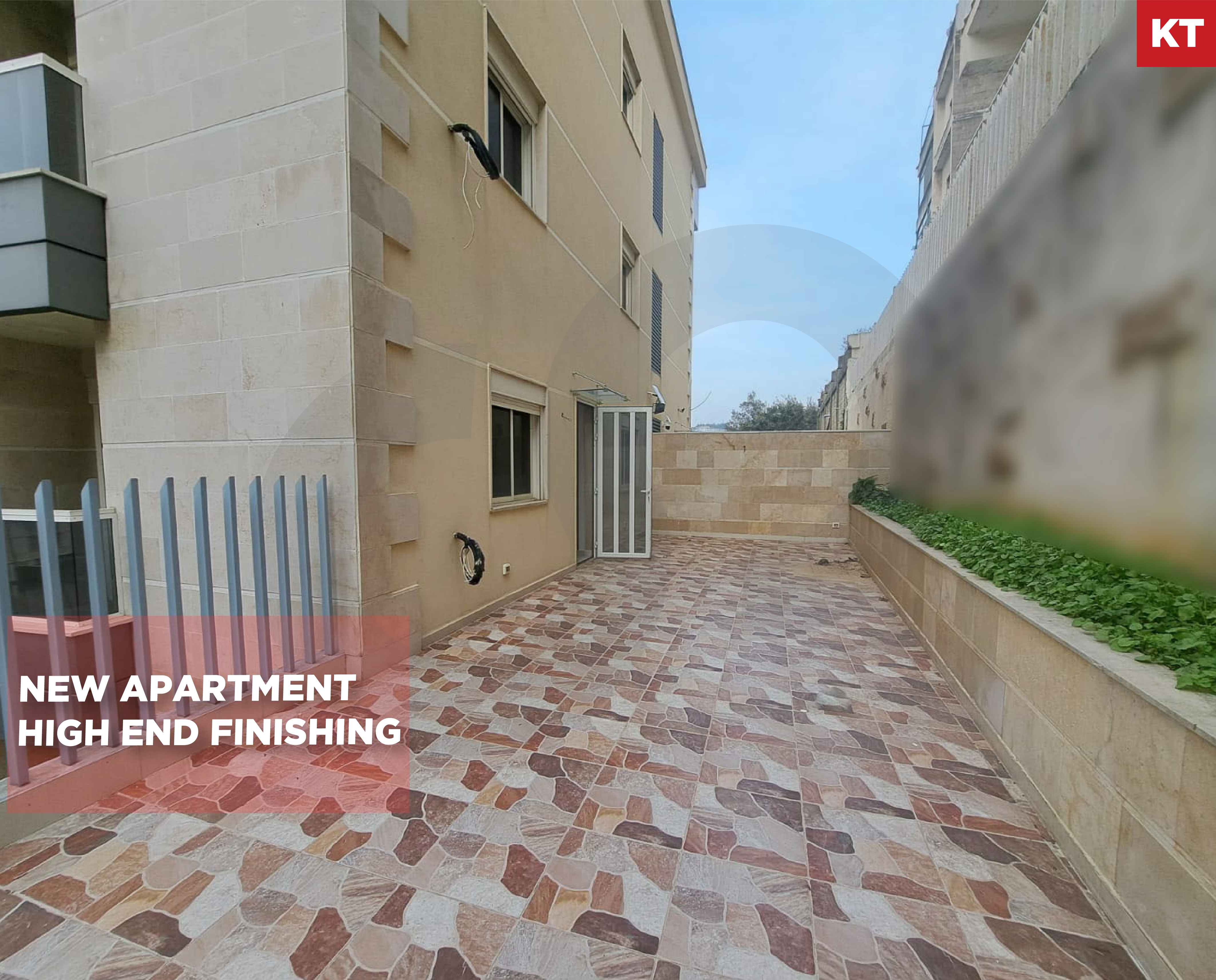 Mazraat Yachouh /Open view/3 parking spots — الصورة 1