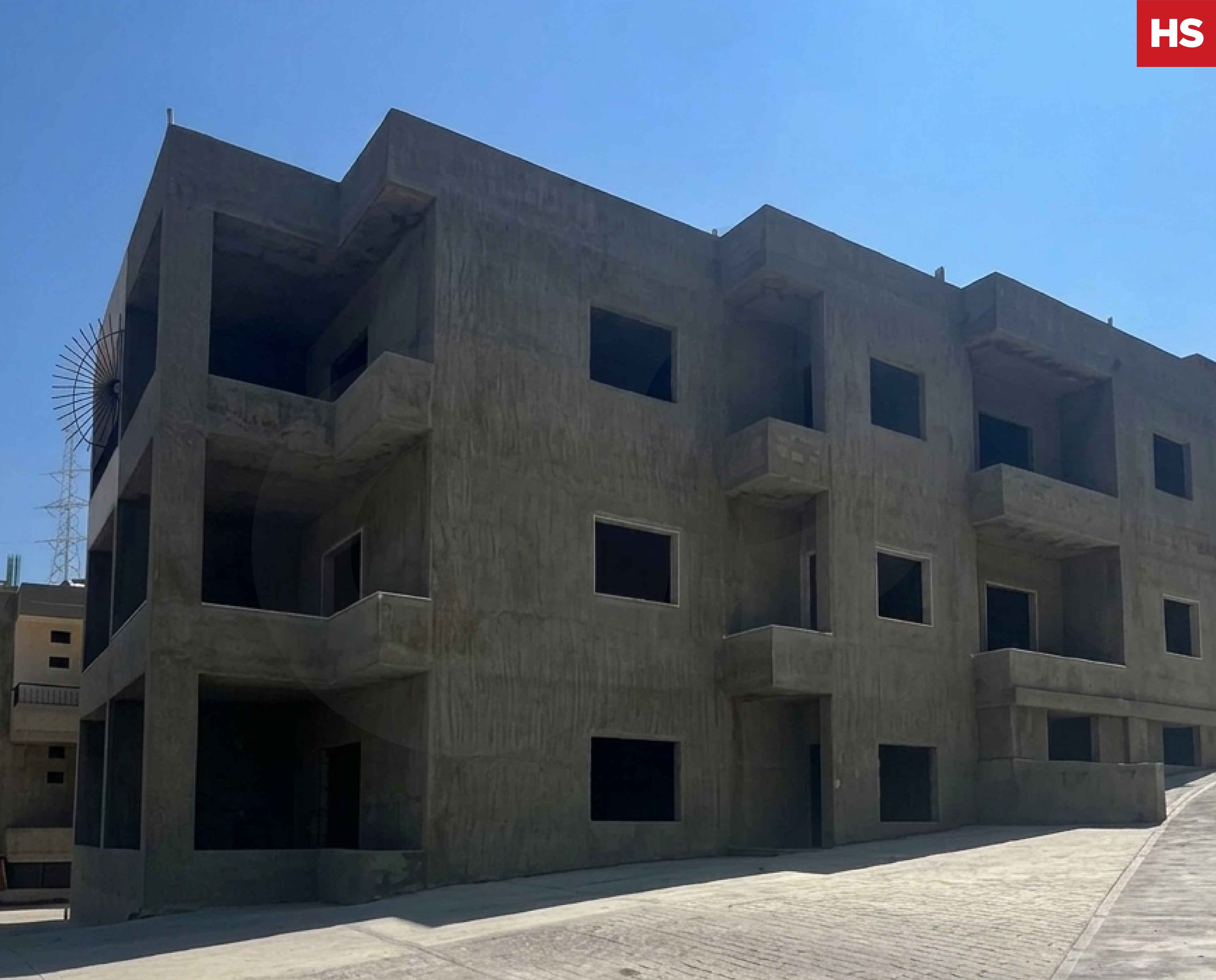 Under construction/Quiet street | Prime location/Kroum Arab, Akkar