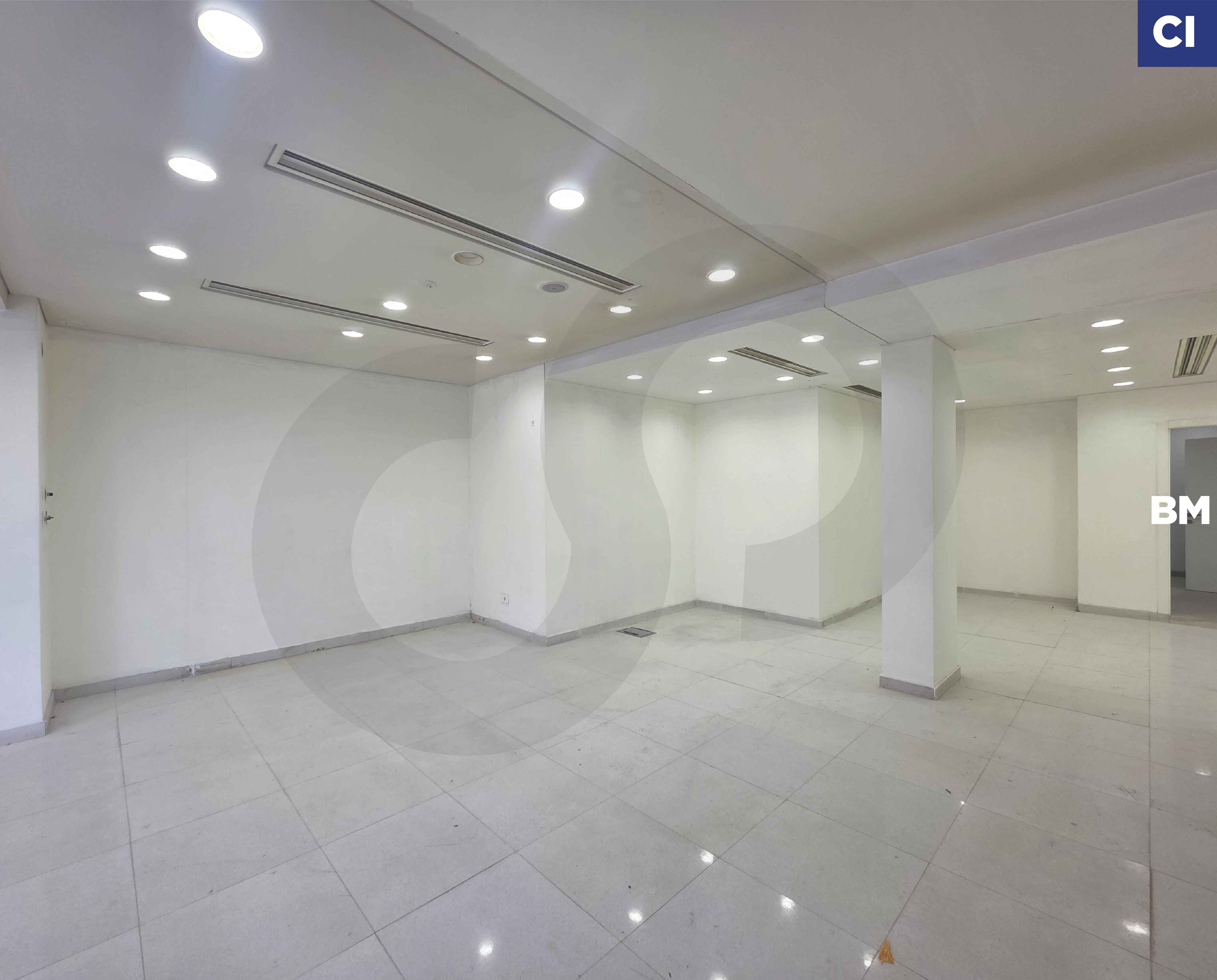 SHOP FOR RENT/Zouk Mikael,KESEROUAN /Decorated