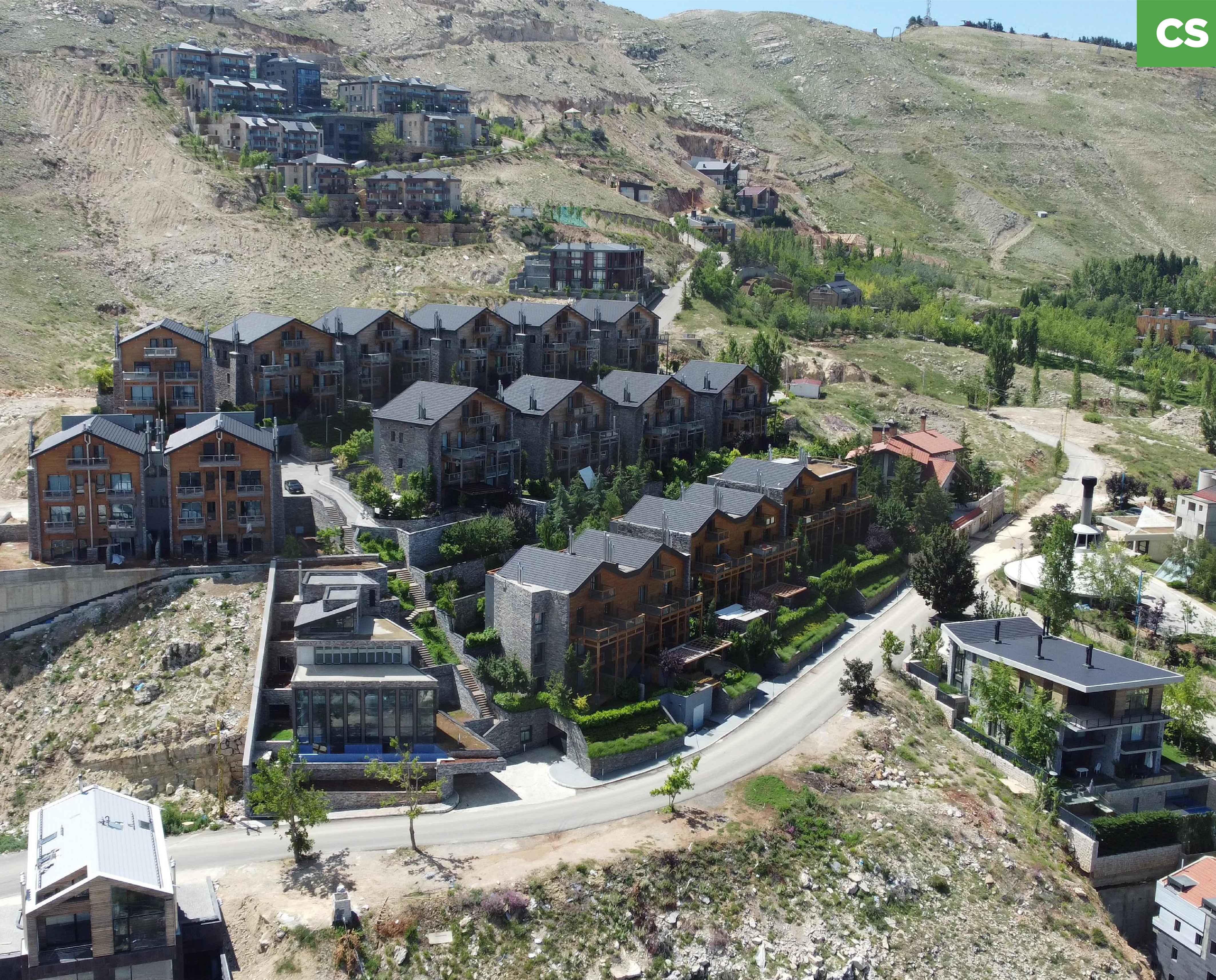 LAND/ prime location/Zoning : 25/50/TILAL FAQRA,KESERUAN