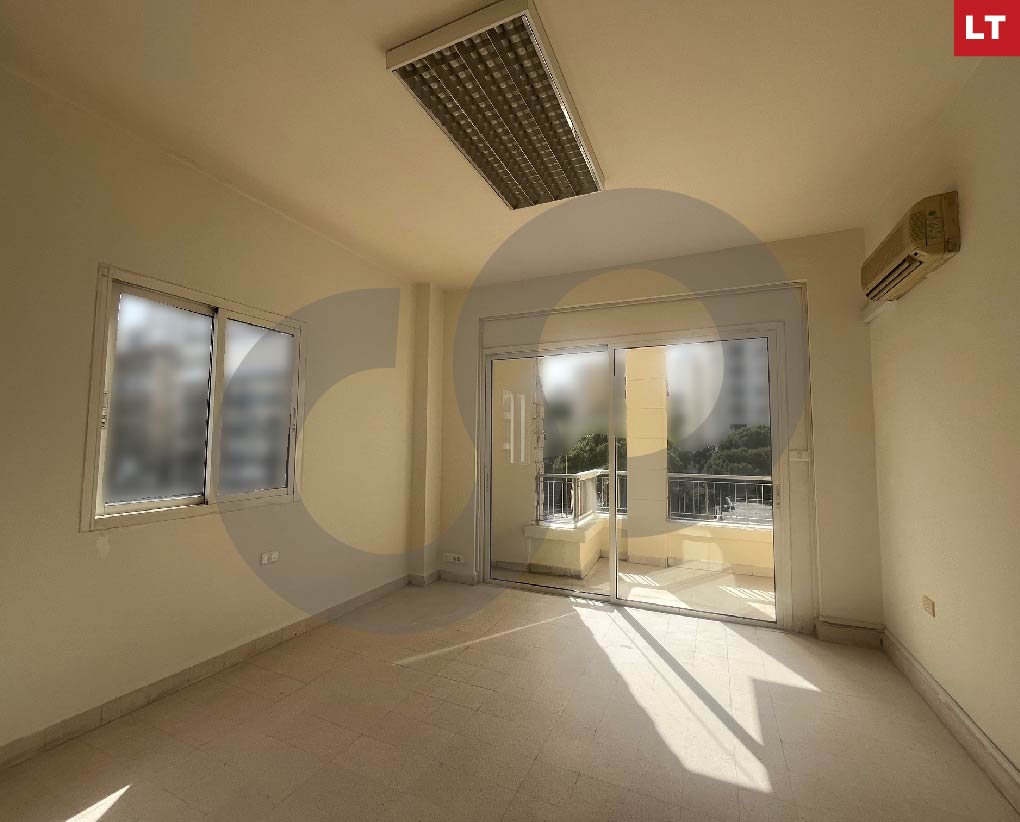200 SQM Apartment for sale in Horsh Tabet