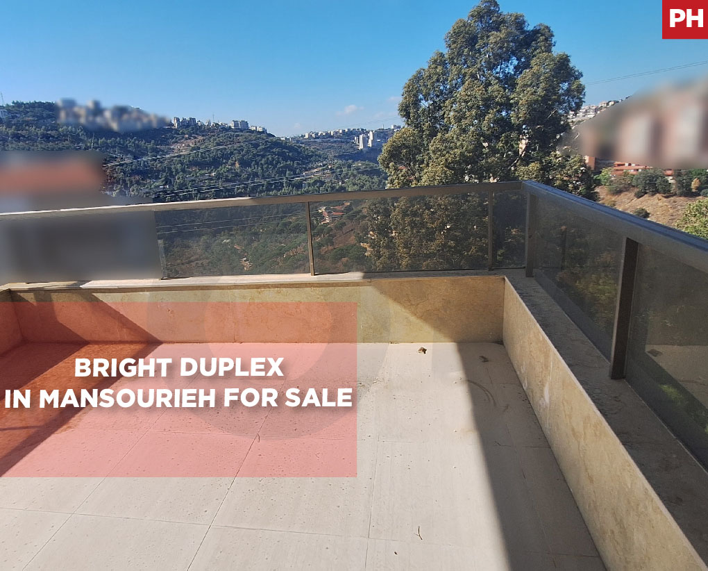 Spacious Duplex with Open Views in a Calm & Bright Setting in Mansourieh for sale — الصورة 1