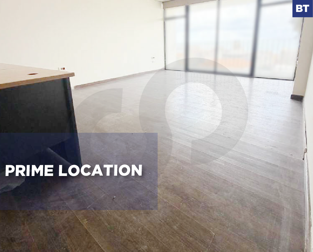 Office for rent directly on the highway in Jounieh