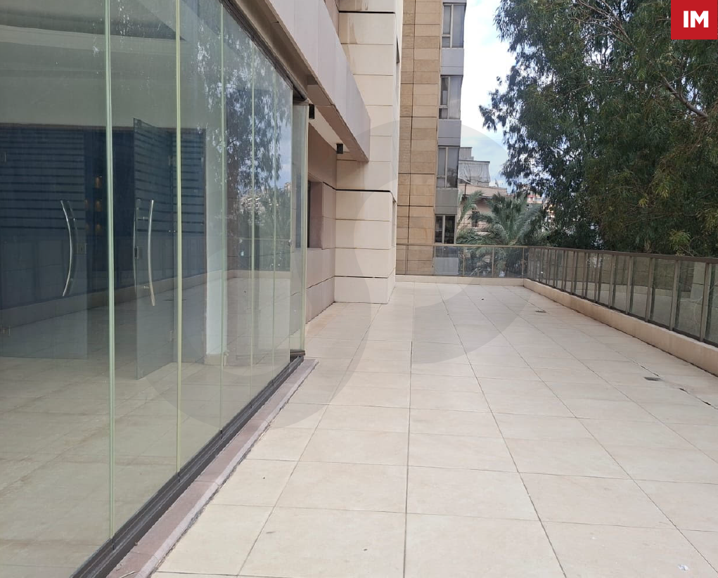 Apartment with a large private terrace ,UNESCO