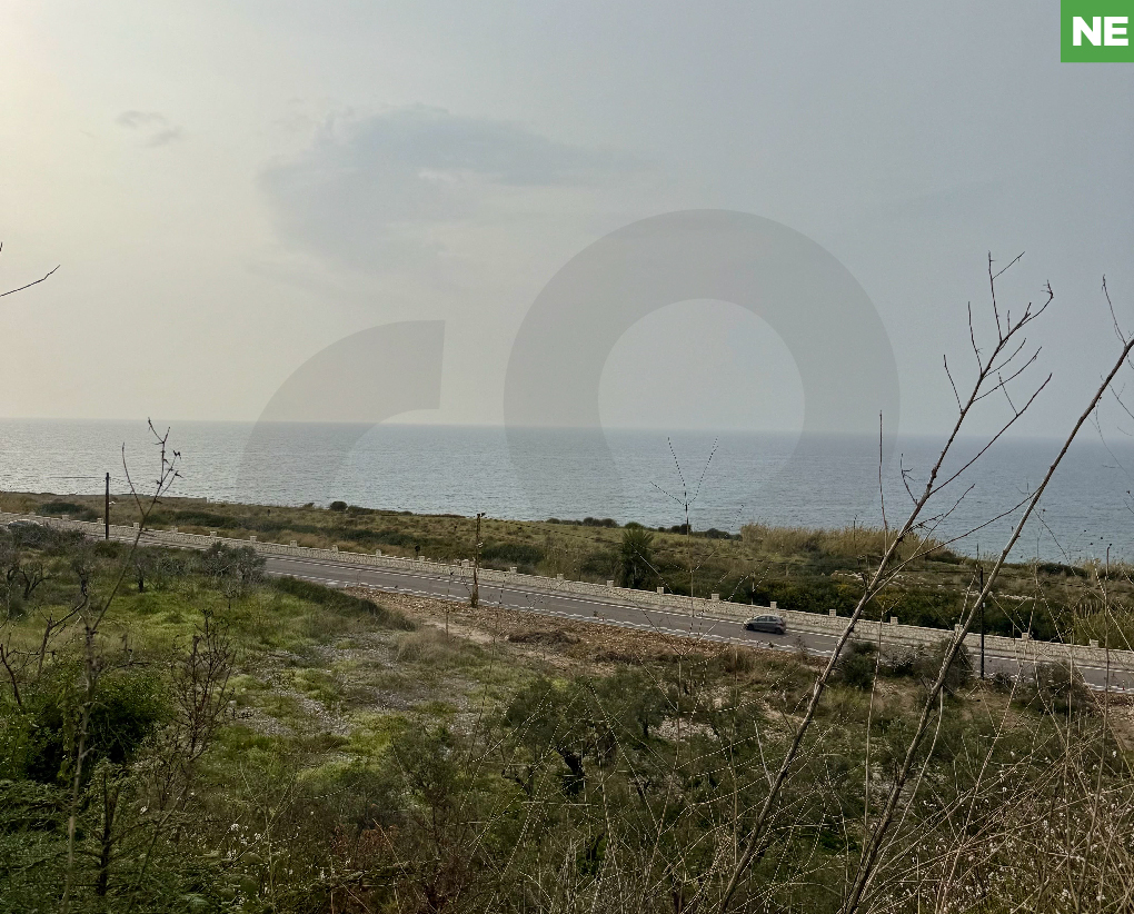 seaside road, near the beach, prime area, Barbara