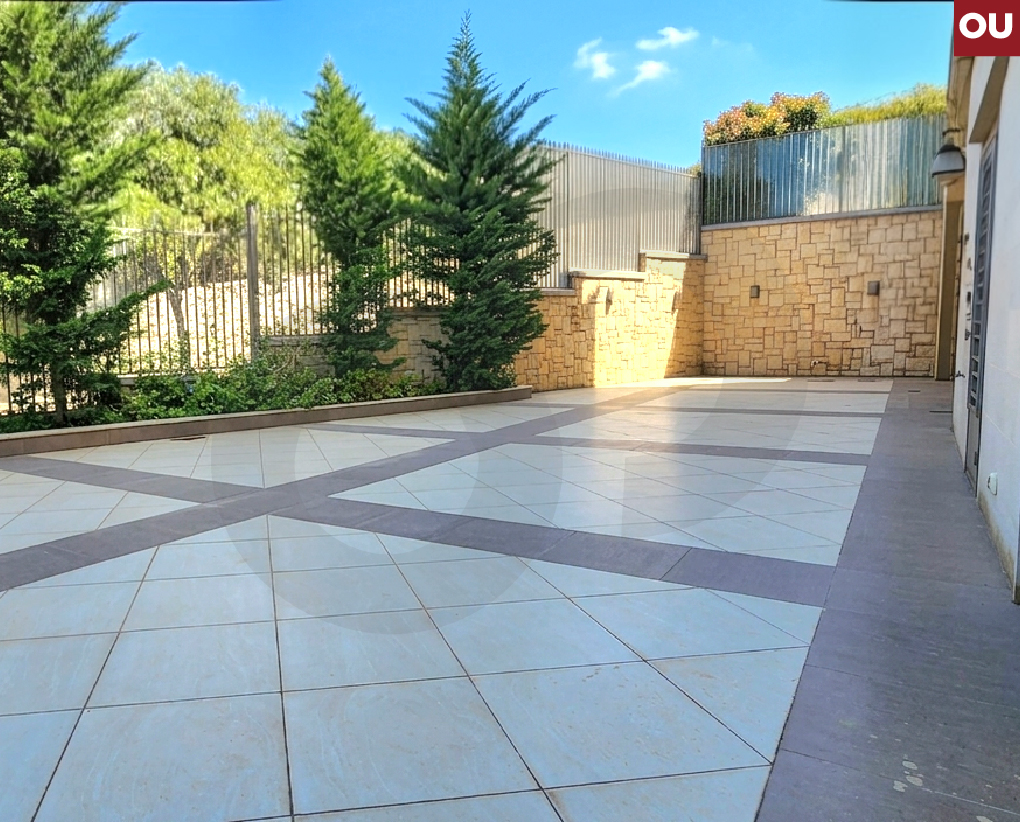 Terrace, 3 parking, storage, Dik El Mehdi