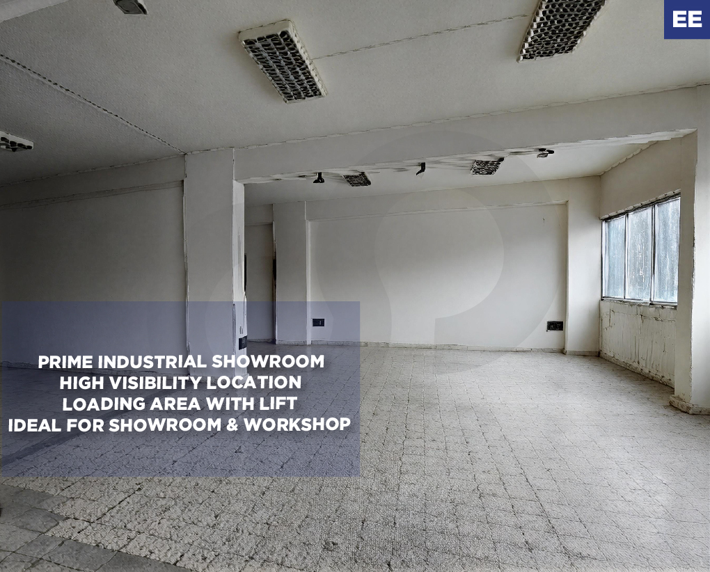 Prime location, industrial showroom, Dora, Metn