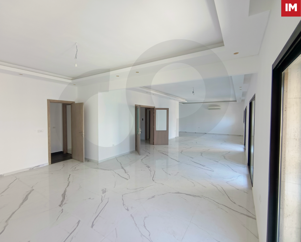 Hot Deal ,Renovated ,Calm Area ,Jnah, Beirut