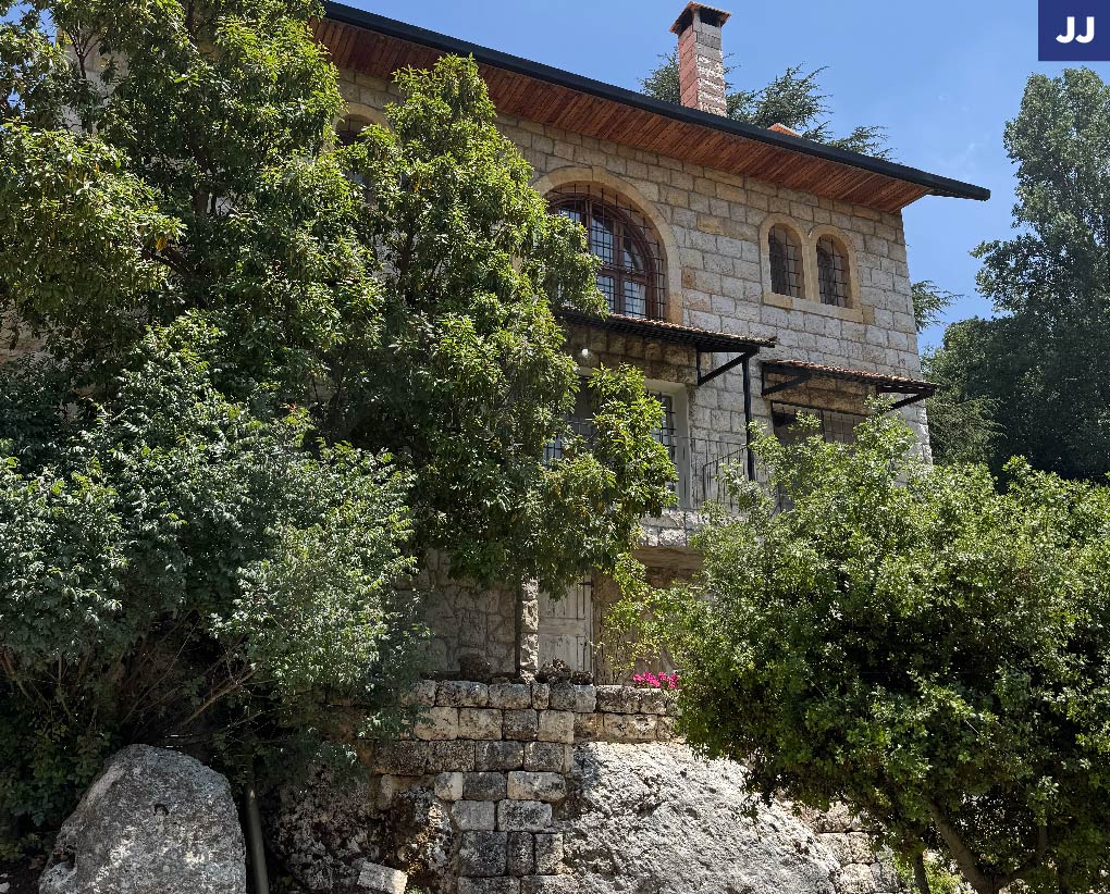 Duplex villa, terrace, garden , metn, Naas — الصورة 1