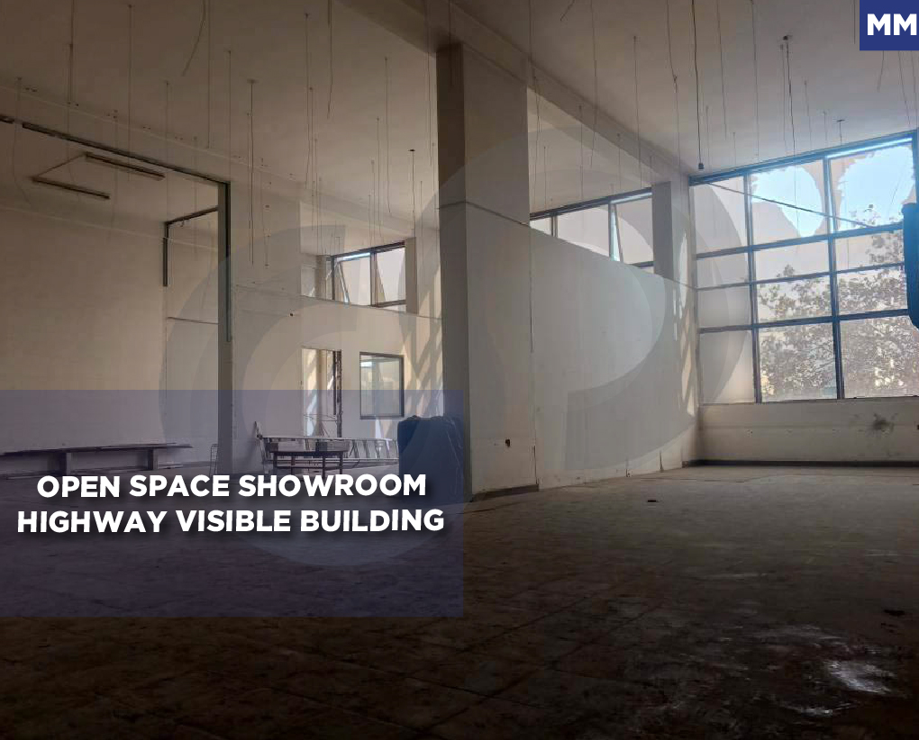 Open space showroom – Highway visible building -Achrafieh — الصورة 1