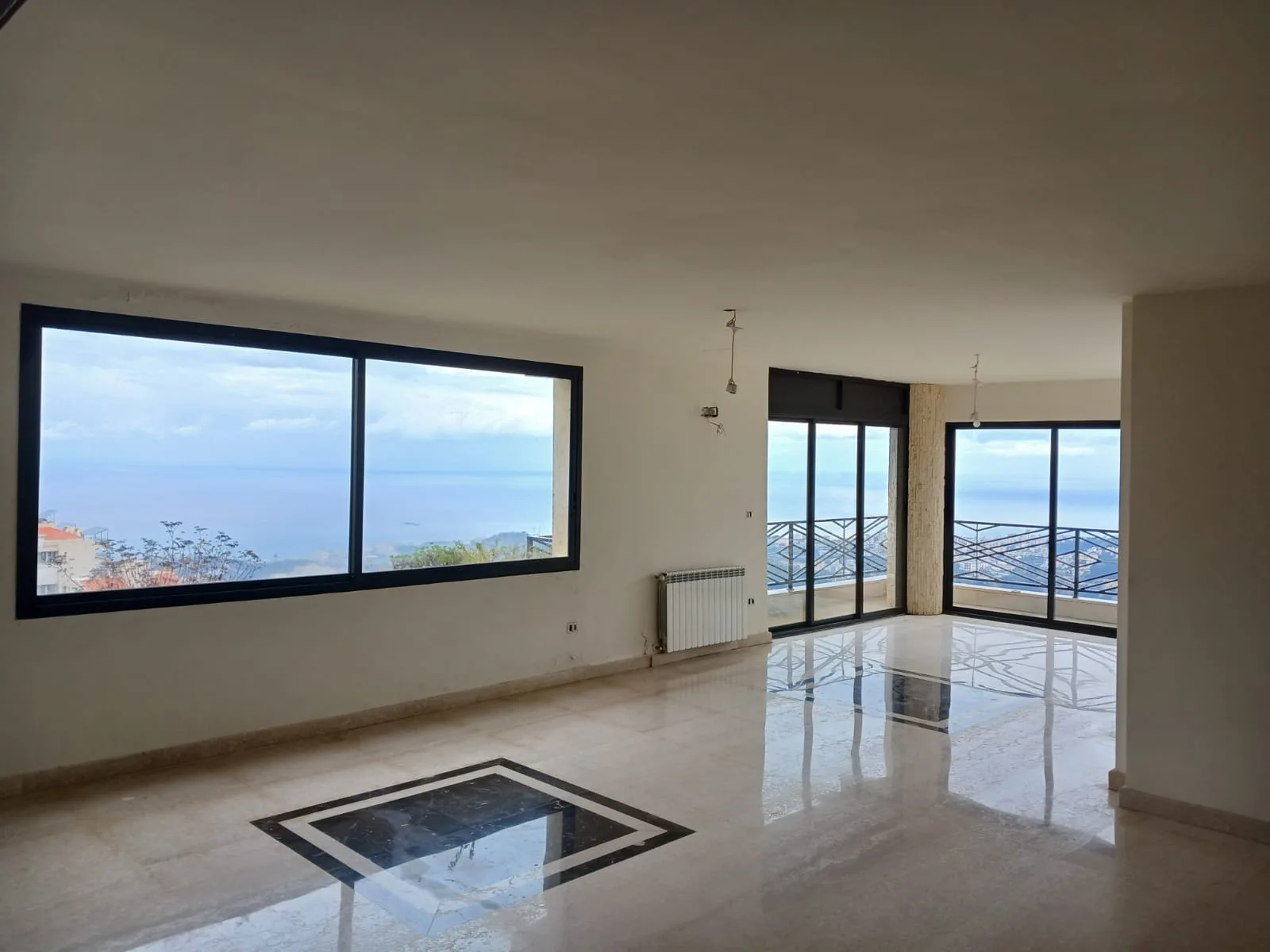 Apartment for Sale in Mazraat Yachoua, Lebanon