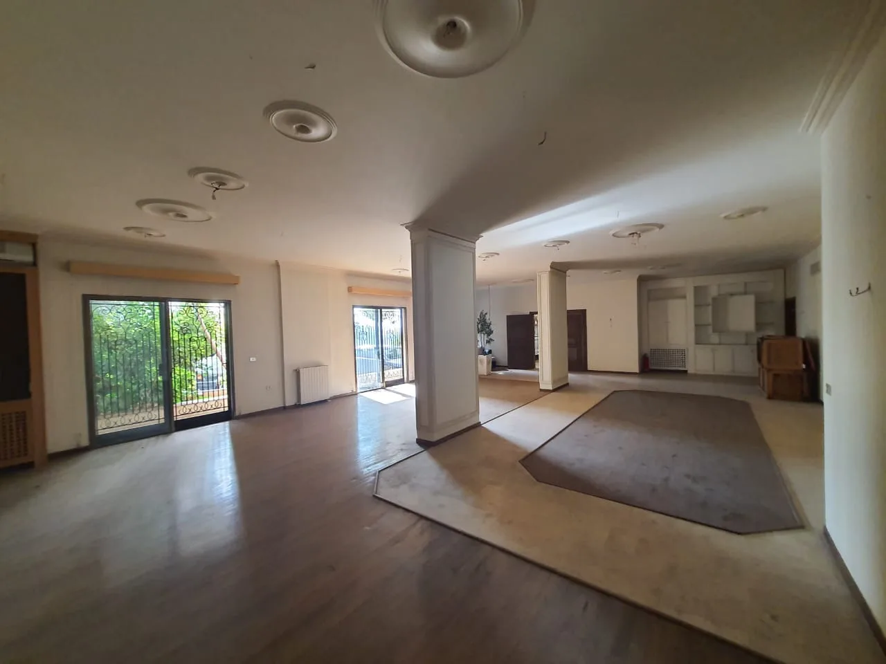 Office for rent in Mansourieh — الصورة 3