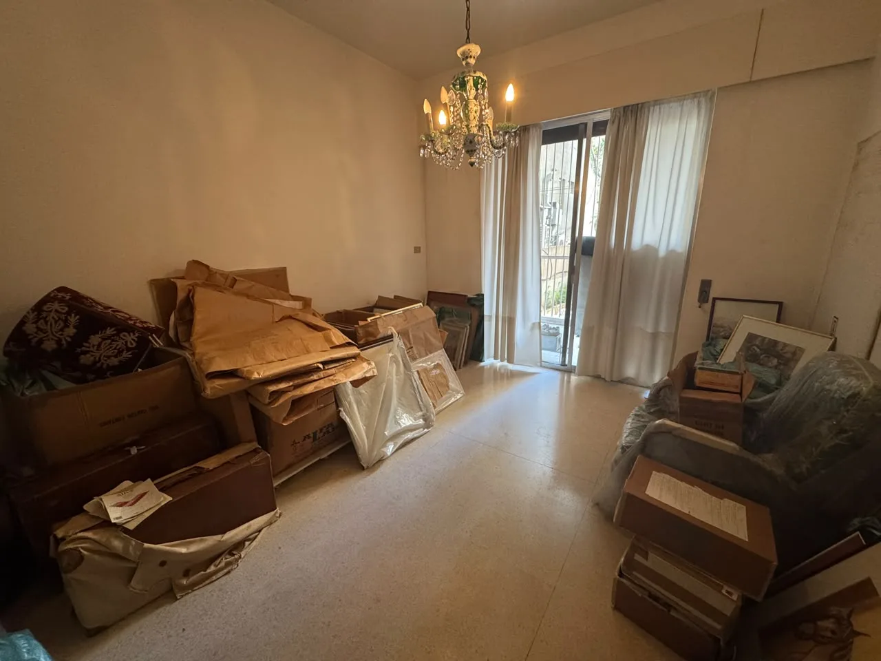 Apartment for Sale in Ras Beirut — الصورة 4