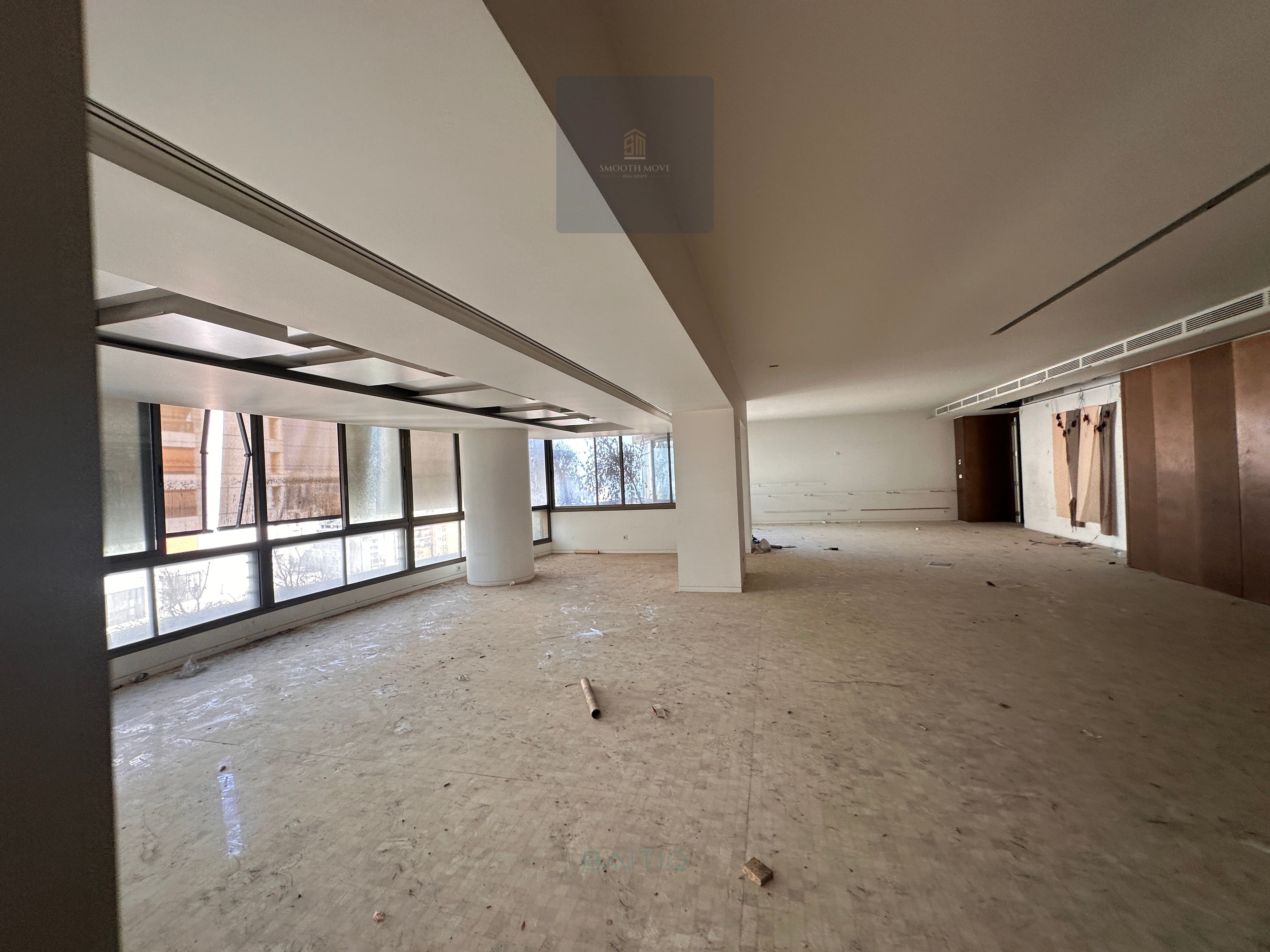 510 SQM Apartment for Sale in Prime Sursock, Beirut — الصورة 2