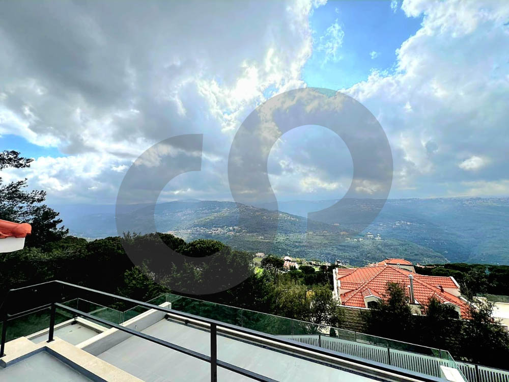 Panoramic Mountain view , 1000 sqm land, Baabdat — الصورة 3