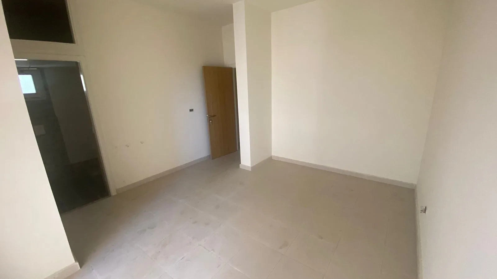 Apartment for Sale in Dik El Mehdi, Lebanon — الصورة 7