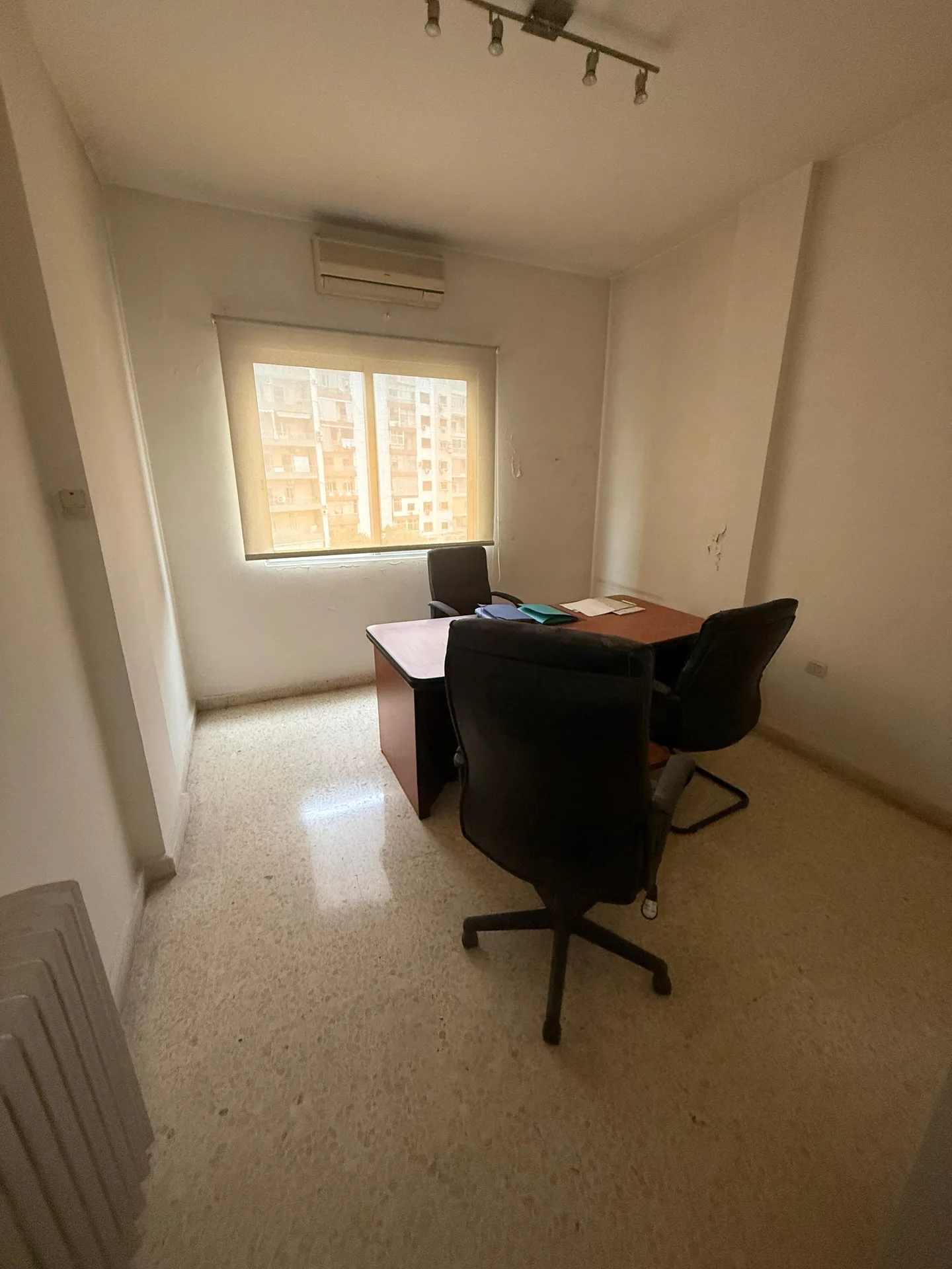 Office for sale in Sad El Baouchriyeh — الصورة 6