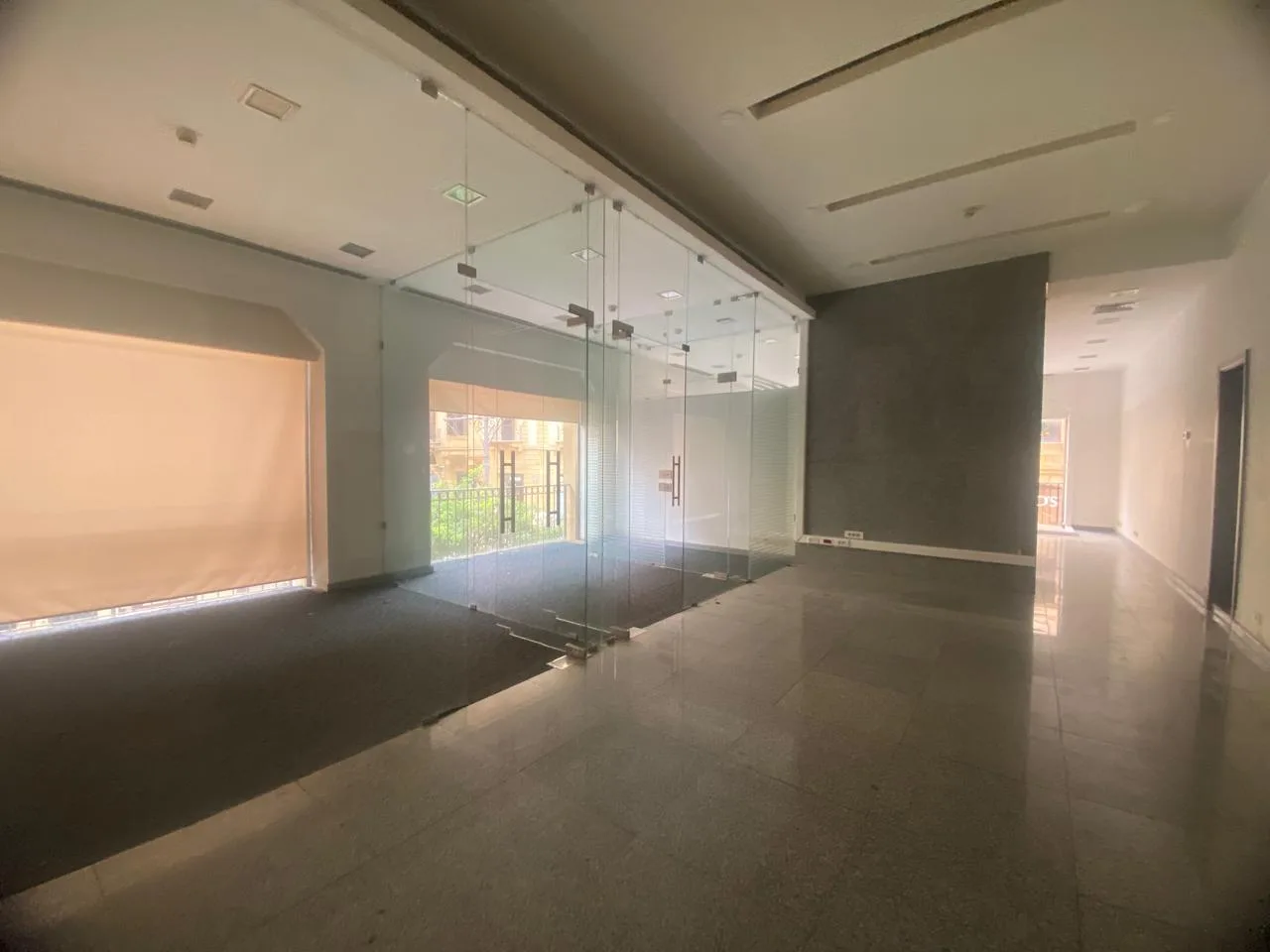 Office for rent in Downtown — الصورة 1