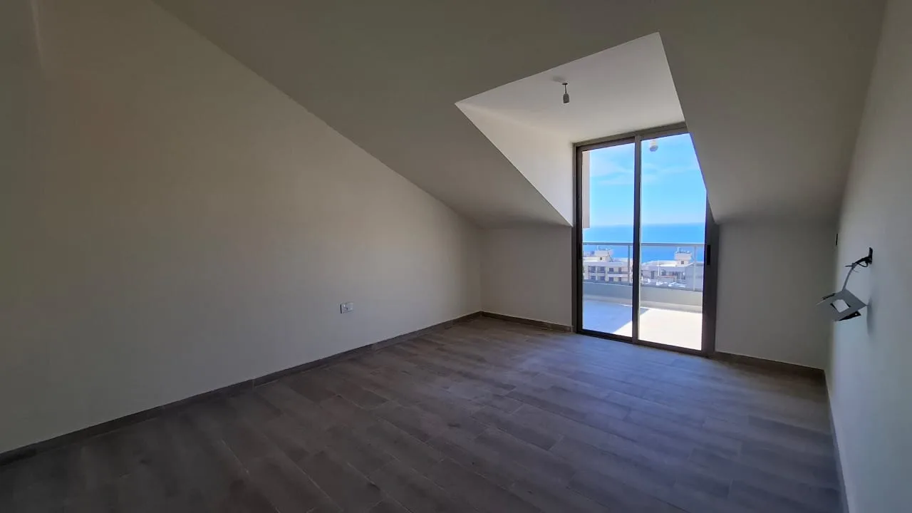 Duplex for Sale in Qartaboun , Lebanon — الصورة 7