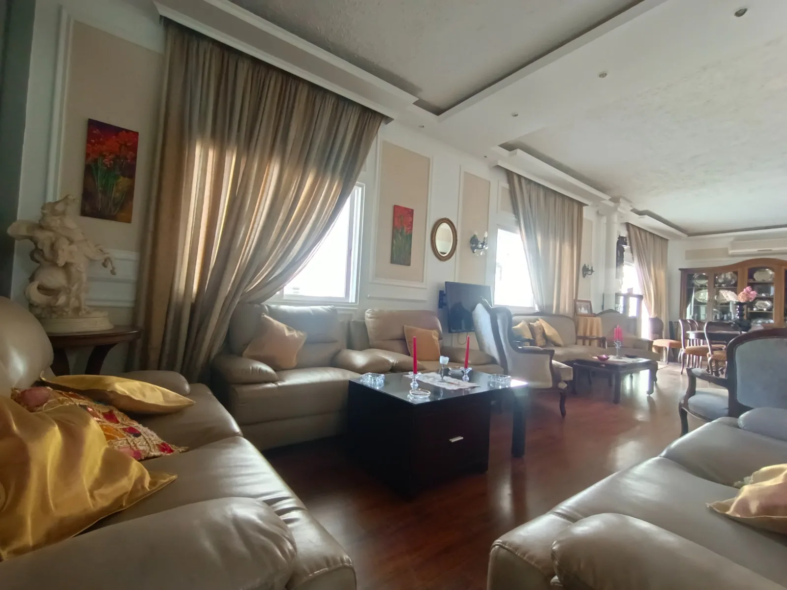 Apartment for Sale in Achrafieh, Beirut, Lebanon — الصورة 5