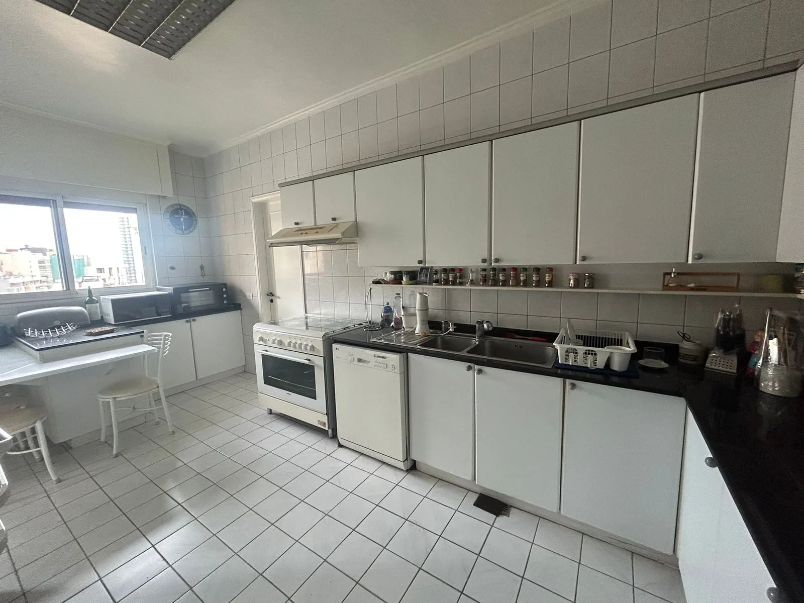 Apartment for Rent in Syoufi, Beirut, Lebanon — الصورة 5