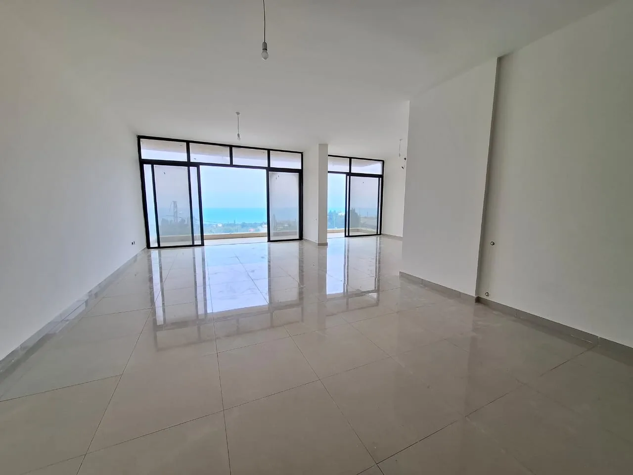 Apartment for Sale in Edde — الصورة 3