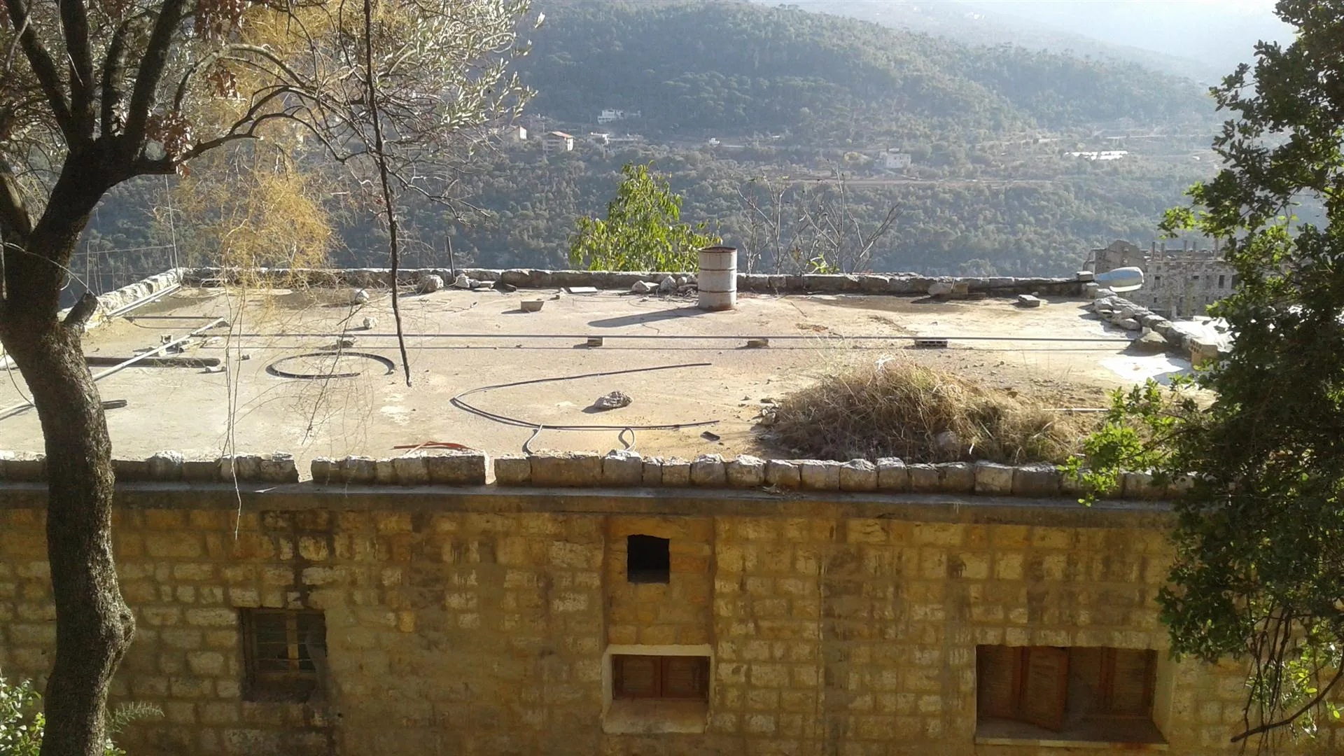 Villa for Sale in Baabdat, Lebanon — الصورة 2