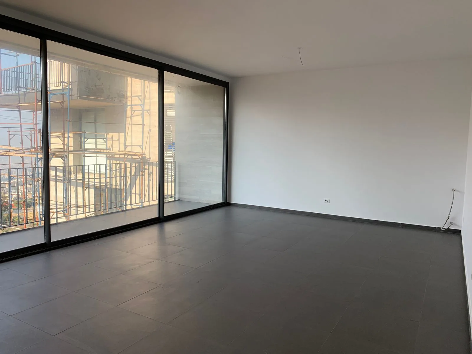 Apartment for Sale in Beit Meri, Lebanon — الصورة 3