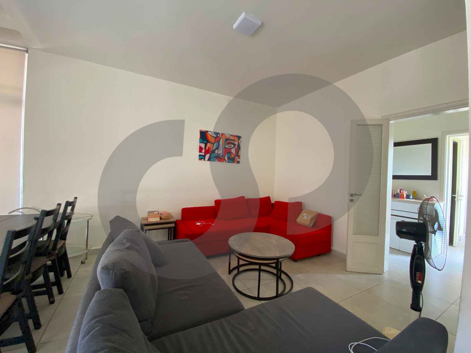 RENOVATED/modern finishes/well-maintained building/QUIET STREET/SIOUFI,BEIRUT — الصورة 2