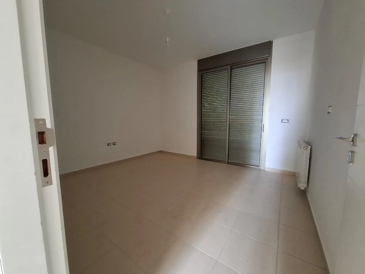 Apartment for Sale in Sahel Aalma, Lebanon — الصورة 8