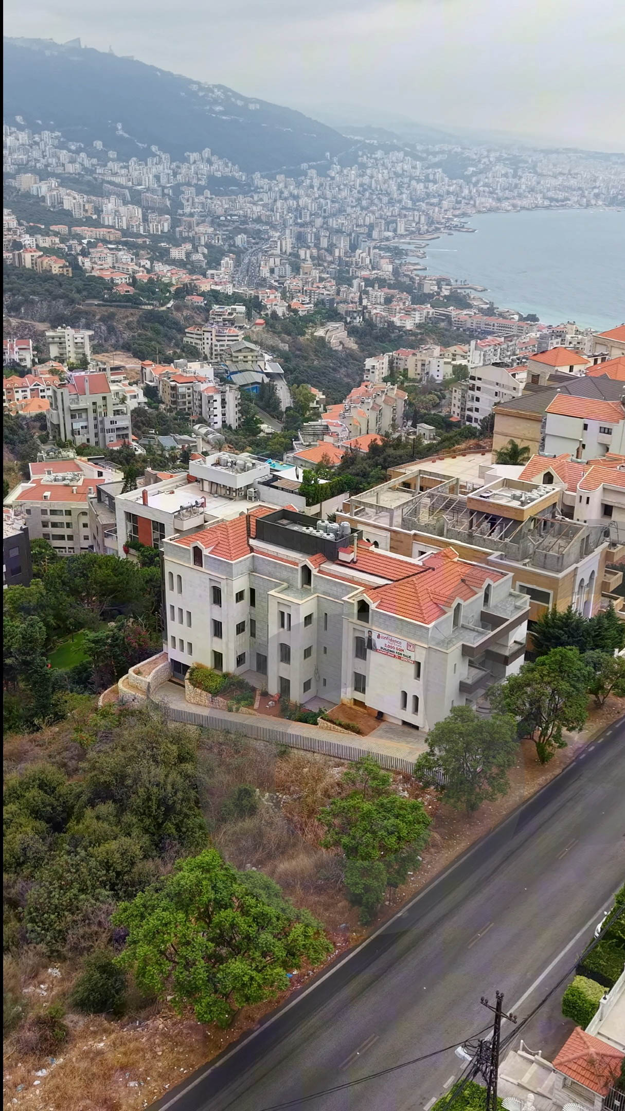 Exclusive building for sale in adma, Keserouan — الصورة 2