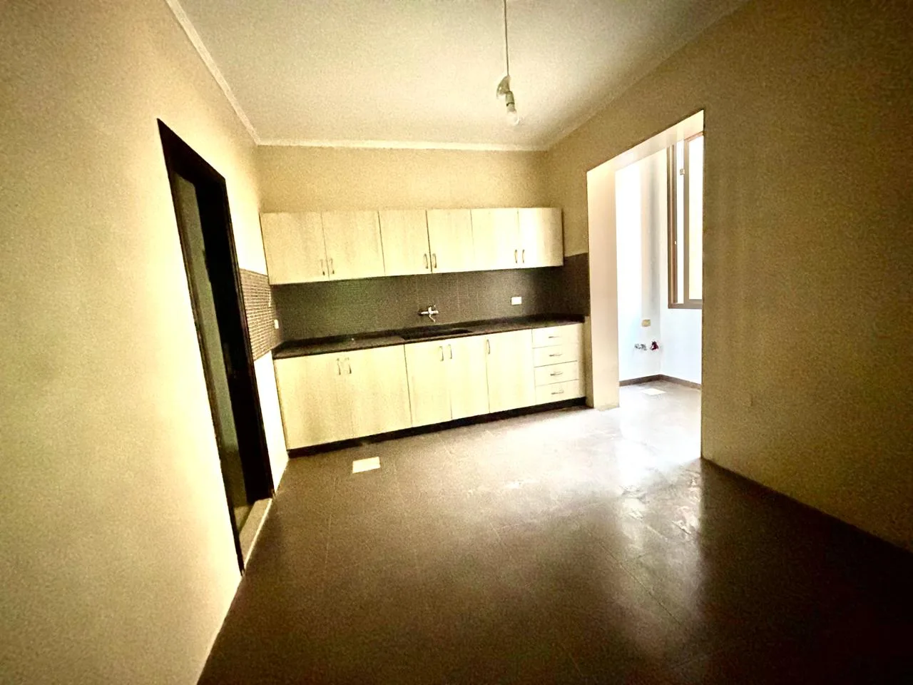 Apartment for Sale in Forn El Chebbak, Lebanon — الصورة 9