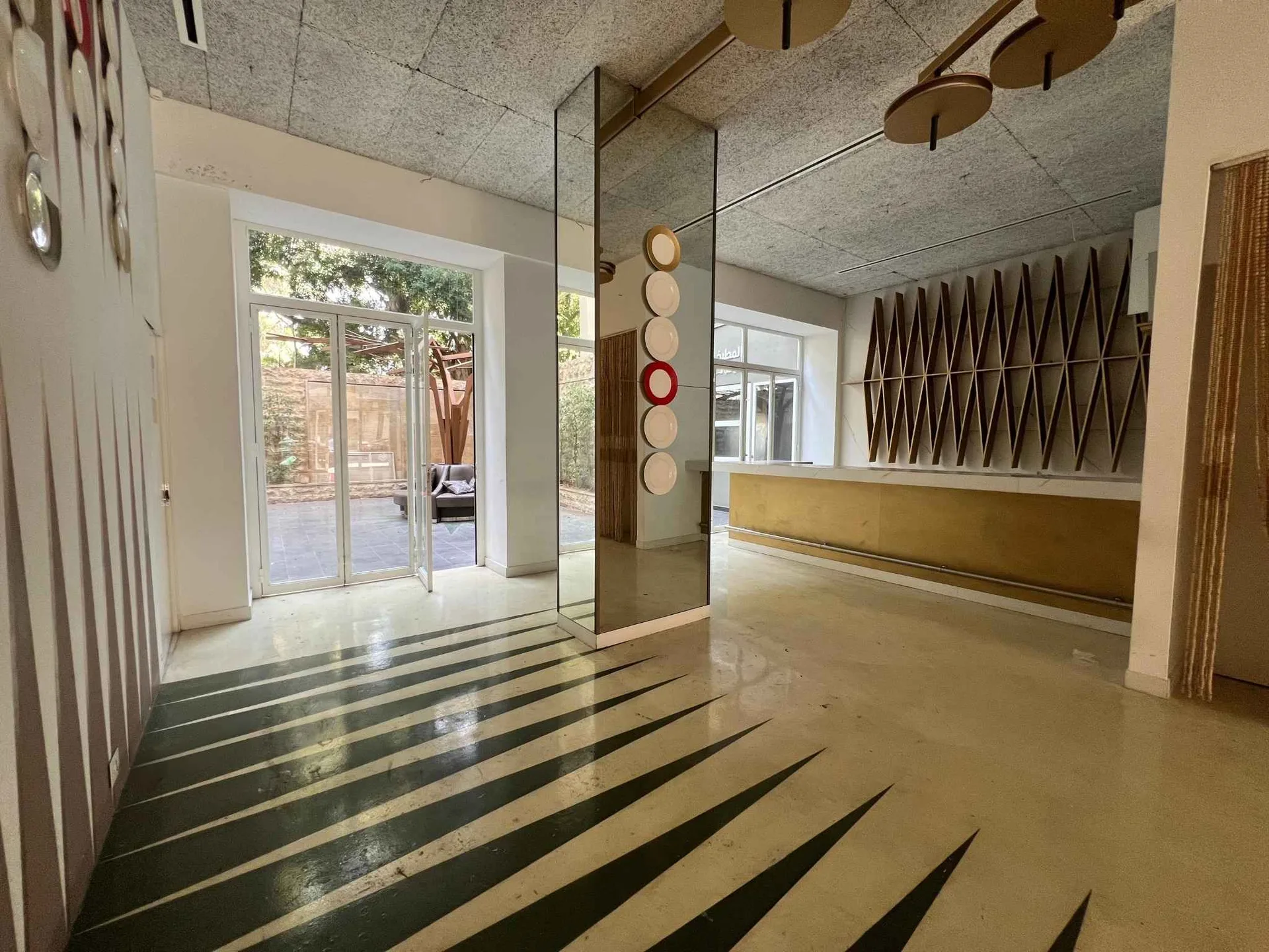 Shop for Rent in Mar Mikhael,, Beirut, Lebanon — الصورة 7