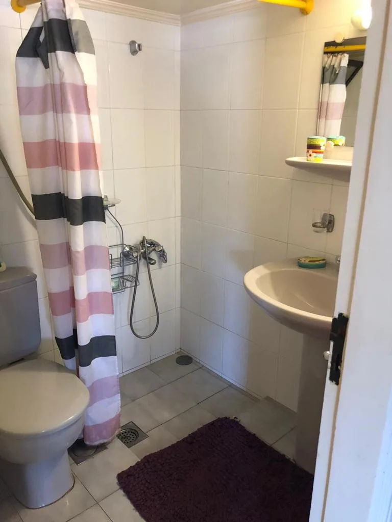 Apartment for Sale in Batroun, Lebanon — الصورة 8