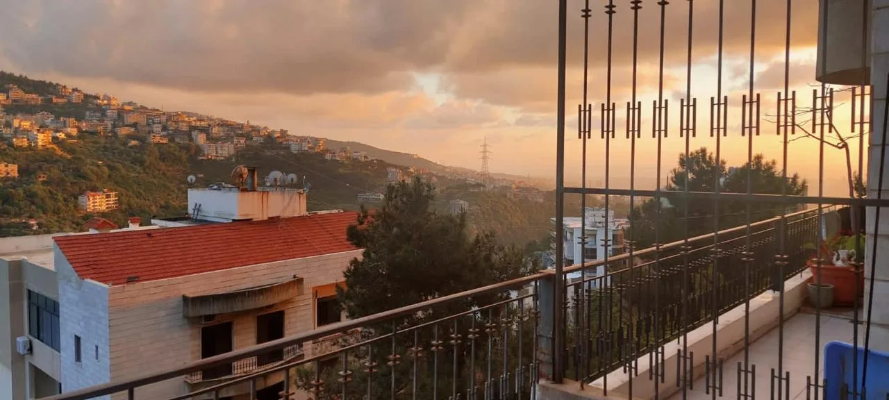 Apartment for Rent in Rabweh, Metn — الصورة 3