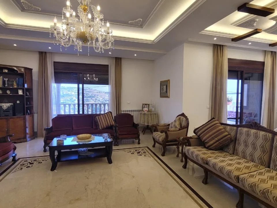Building for Sale in Zahlé — الصورة 4