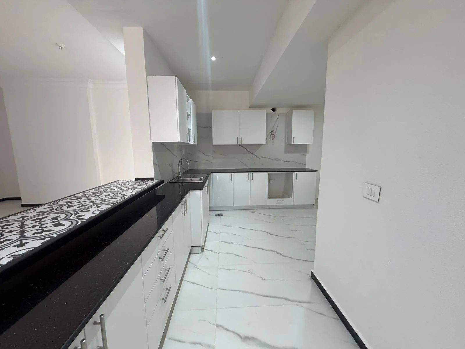 Apartment for Sale in Fatqa — الصورة 4