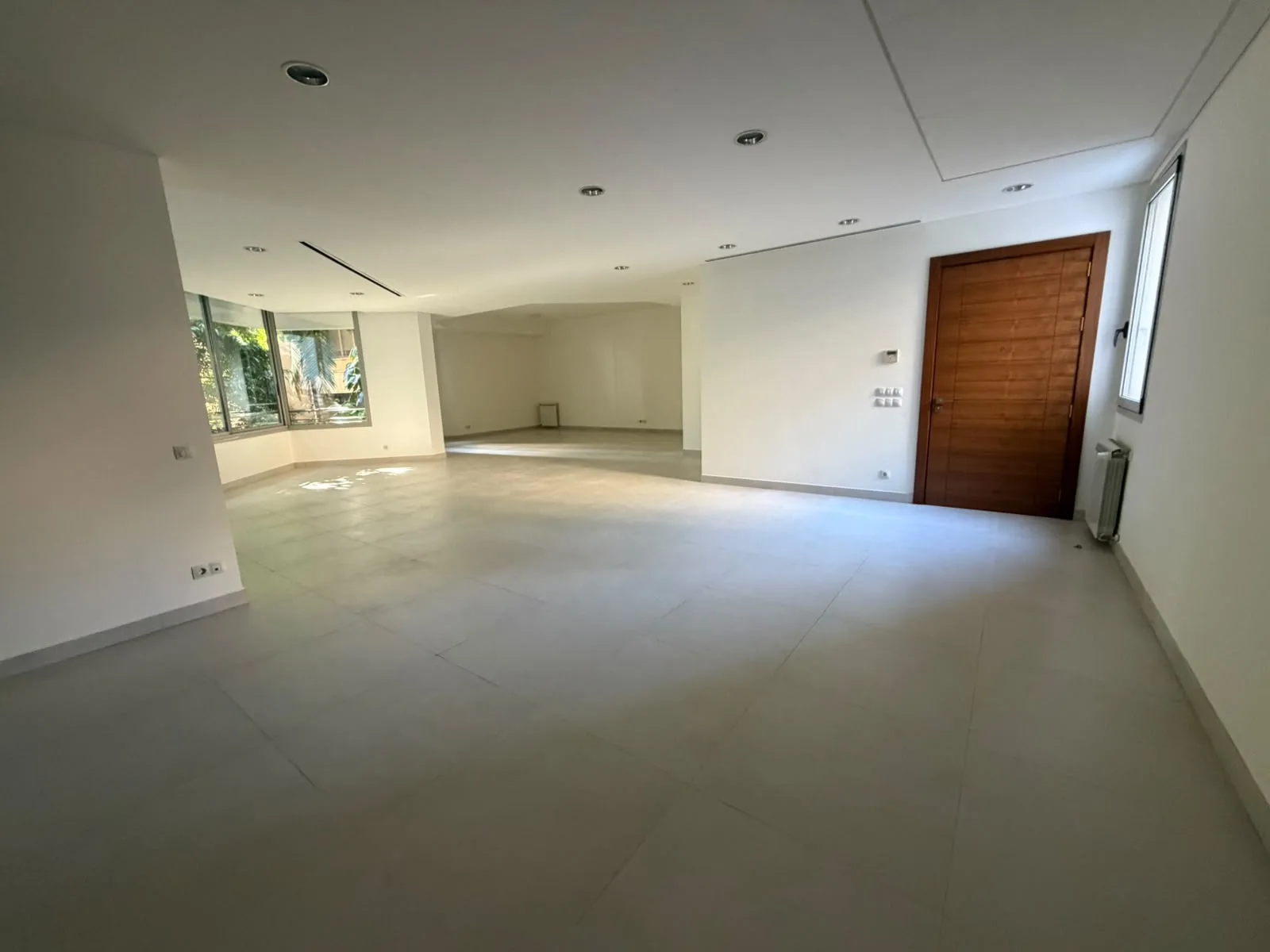 Apartment for Rent in Achrafieh — الصورة 3