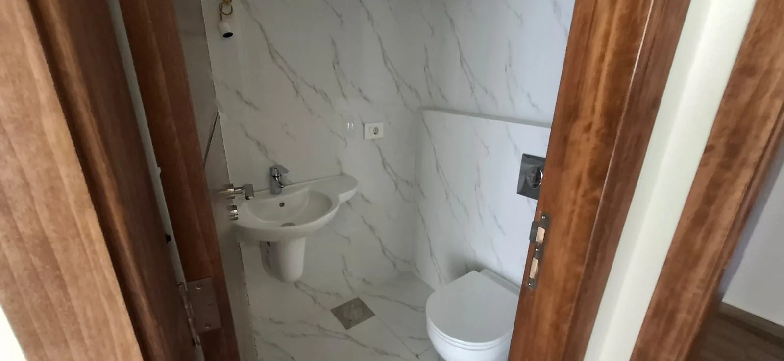 Apartment for Sale in Biaqout, Lebanon — الصورة 10