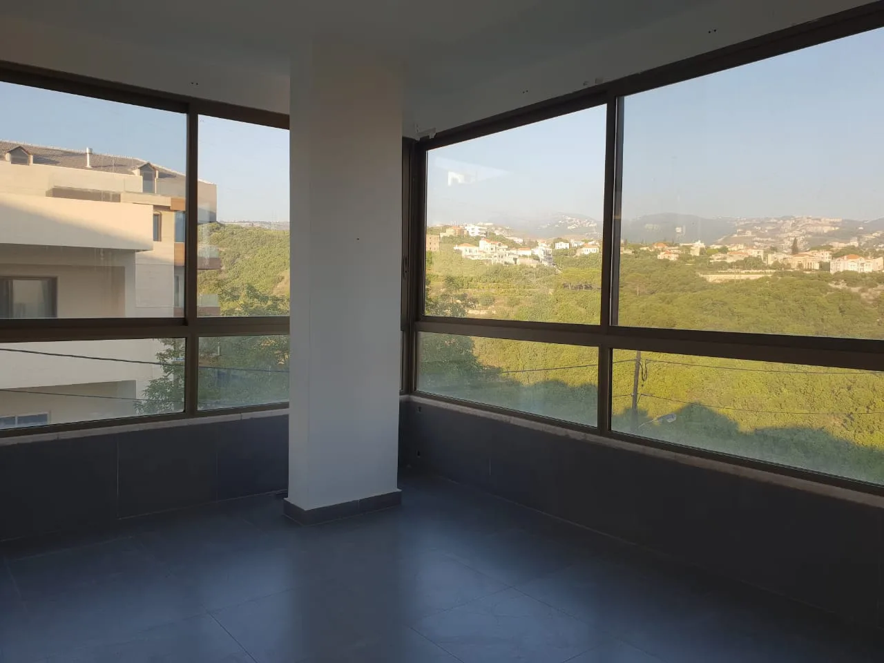 Apartment for Sale in Aamchit, Lebanon — الصورة 2