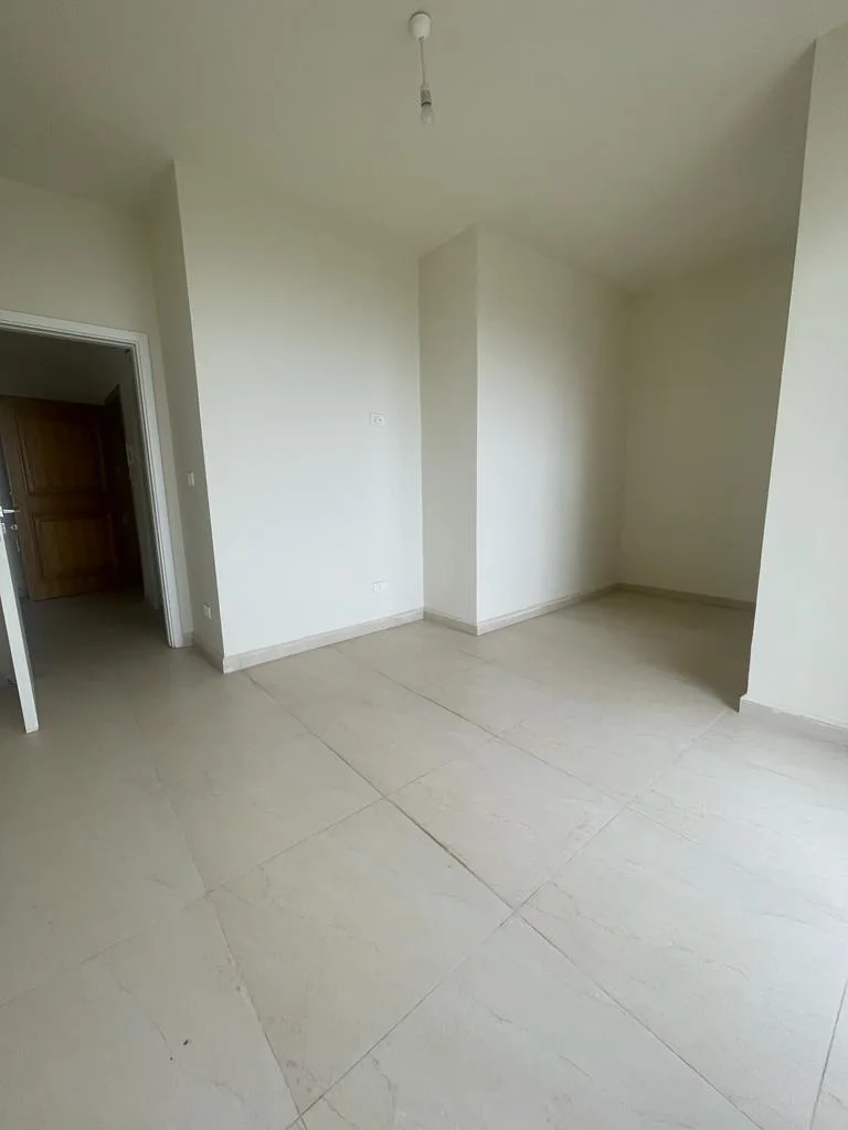 Office for Sale in Fatqa