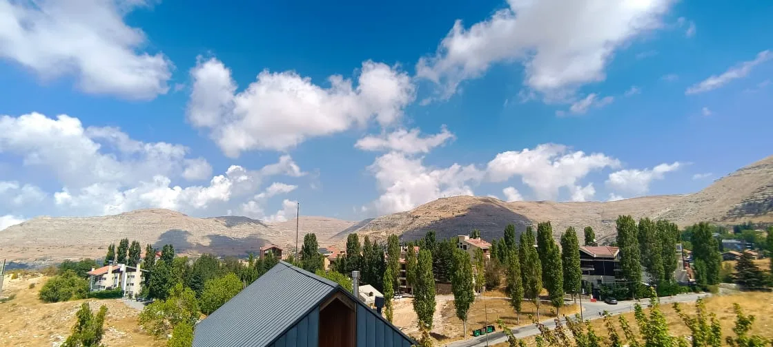 Chalet for rent in Ouyoun — الصورة 7