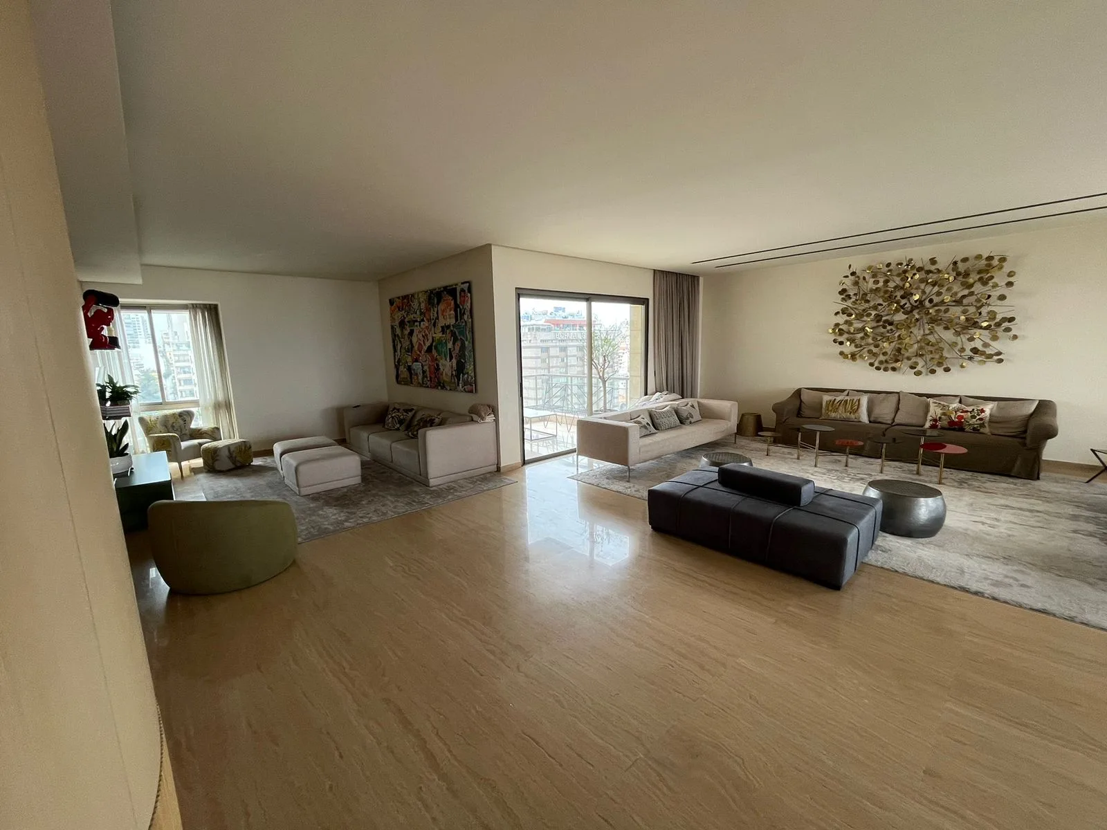 Apartment for Sale in Saifi, Beirut, Lebanon — الصورة 2