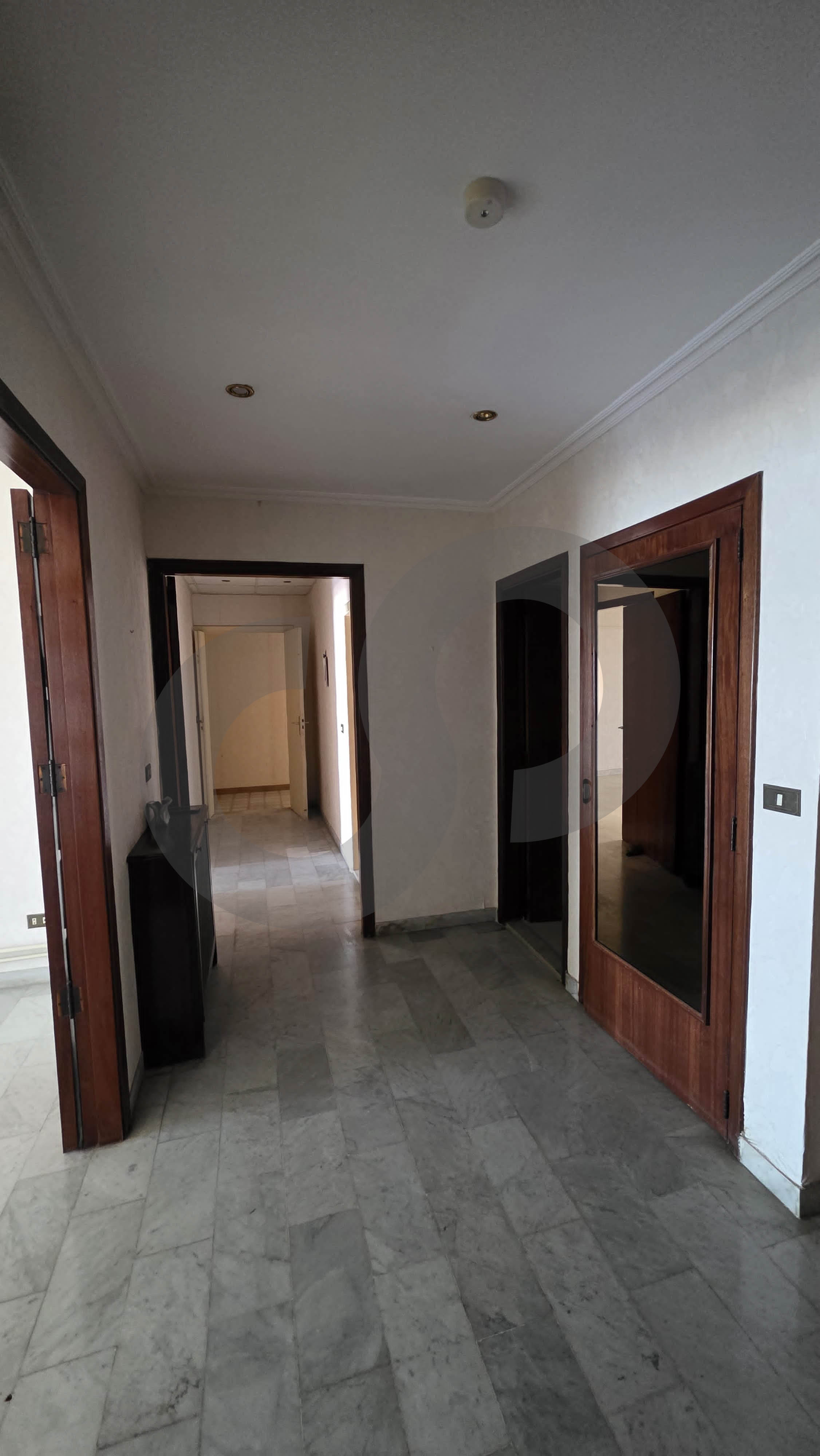 Spacious 250 sqm Apartment with 3 BalconiesREF#KT139964 — الصورة 2