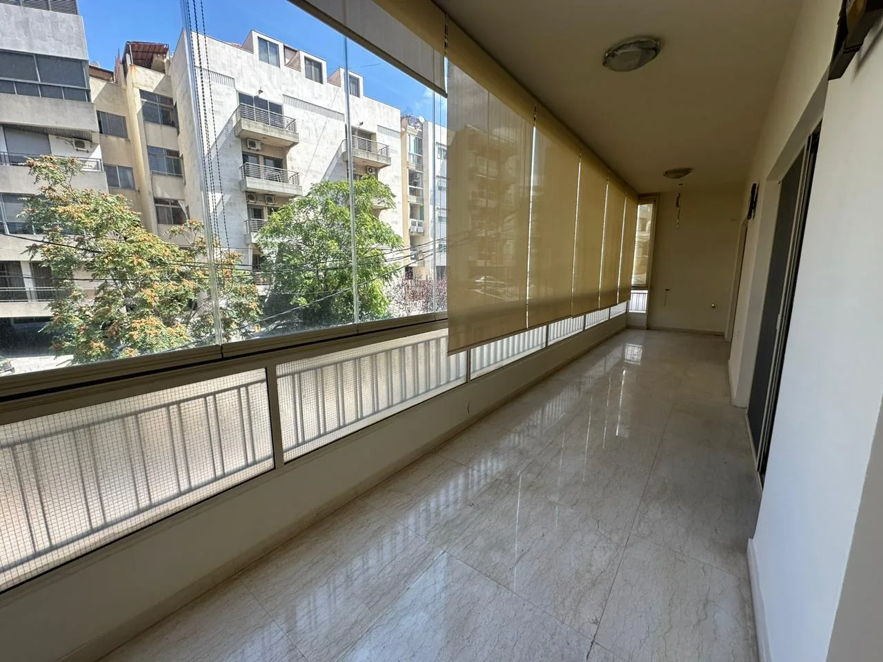 Apartment for Sale in Mansourieh, Lebanon — الصورة 2