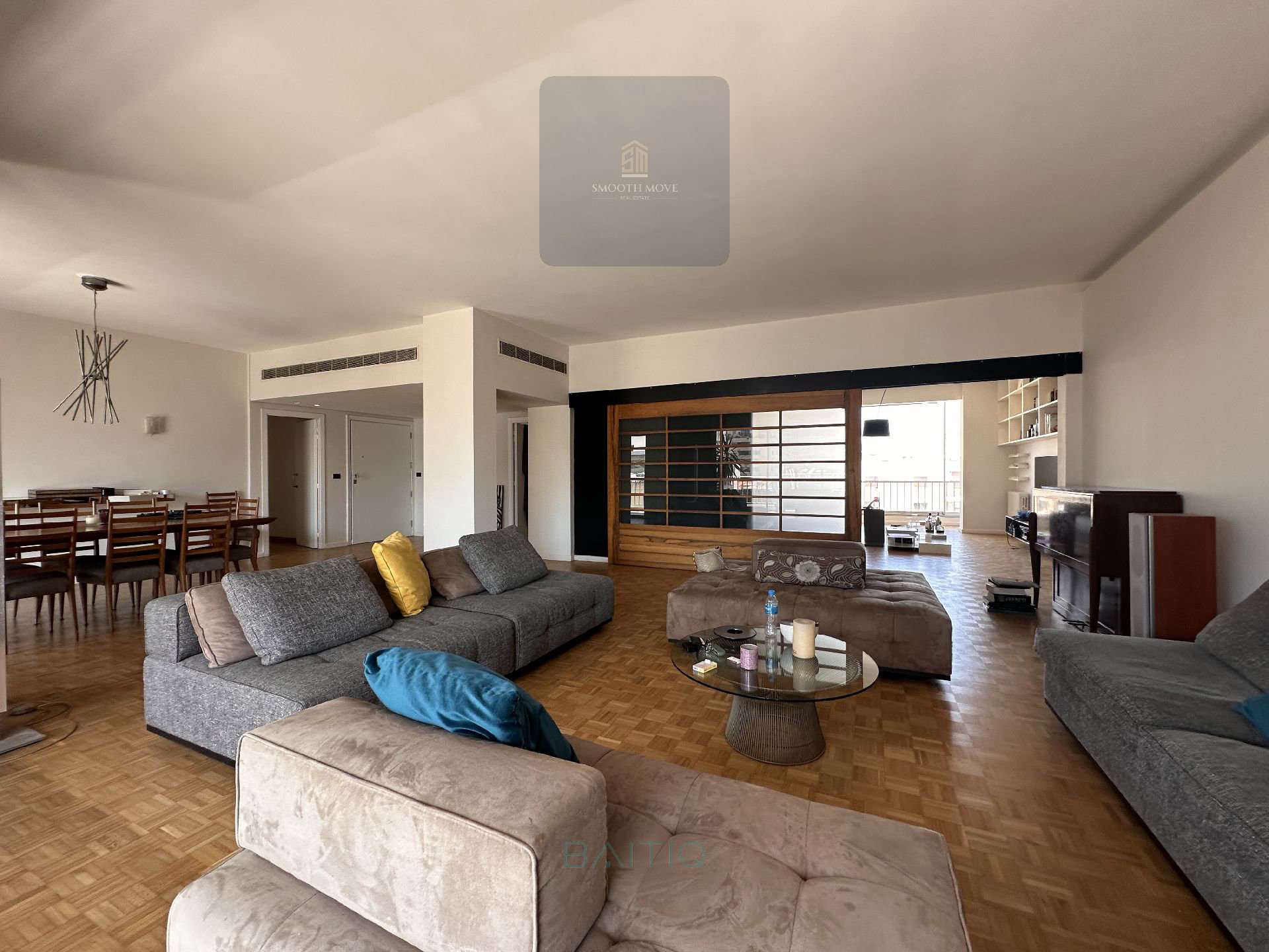 Parisian-style apartment for sale in Achrafieh — الصورة 5