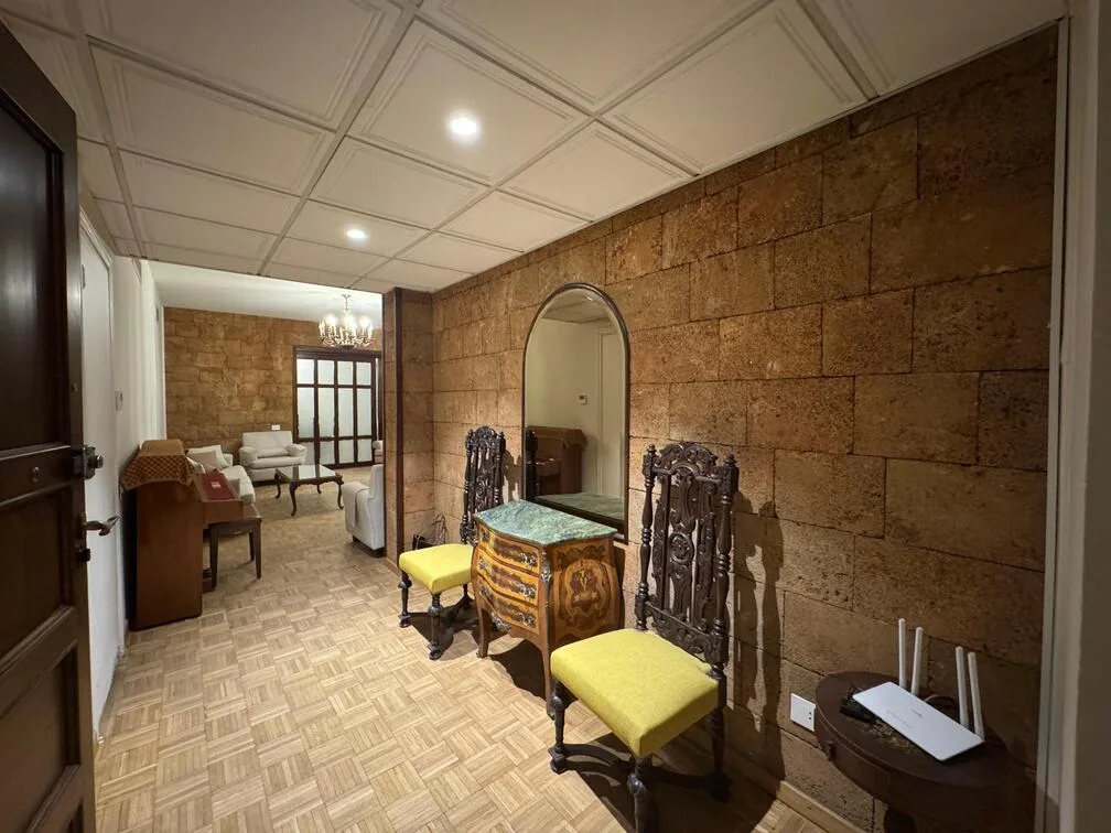 Apartment for Rent in Verdun, Beirut, Lebanon — الصورة 2